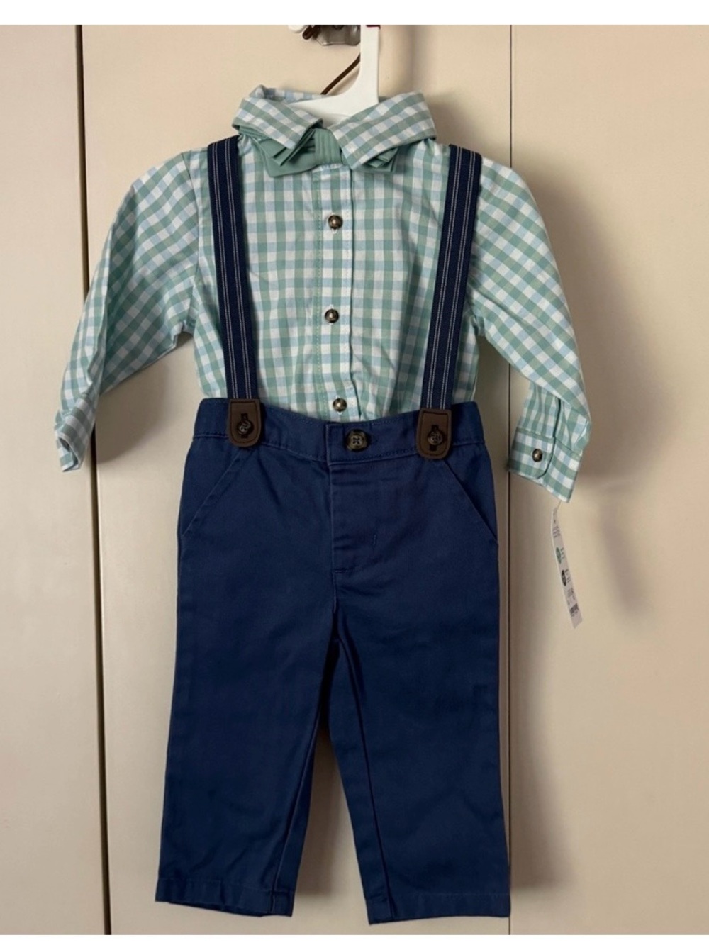 🎻6 m Carter’s baby boy suspender and bow tie outfit - look’s vintage
